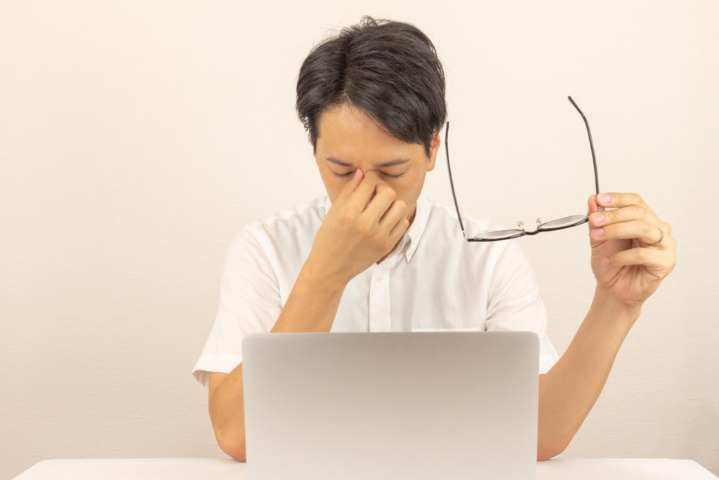 疲憊的眼睛