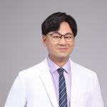 何鎮宇 醫師