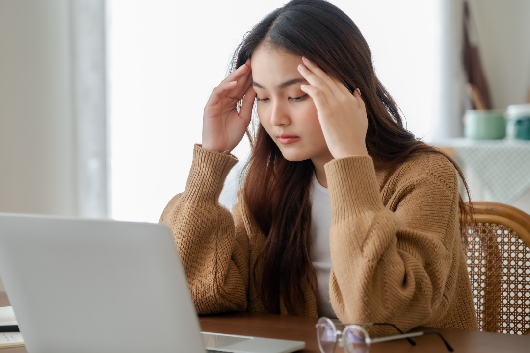 40歲後眼睛老化怎麼辦？老花眼、乾眼症與延緩保養重點